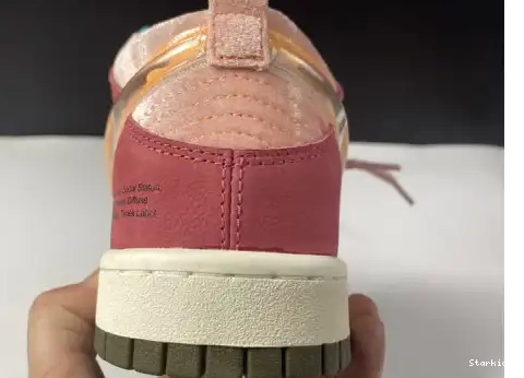 Dunk DJ1173-600 Pro SB Social Status x Nk High 0625
